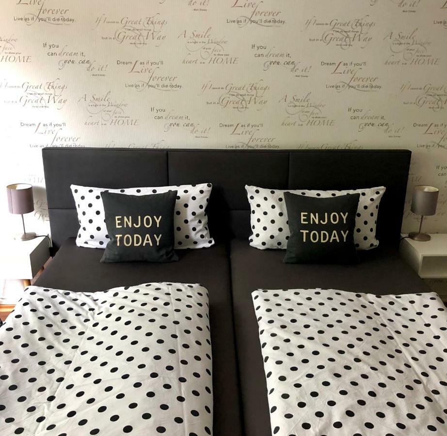 Apartment H50 Hanovre Chambre photo